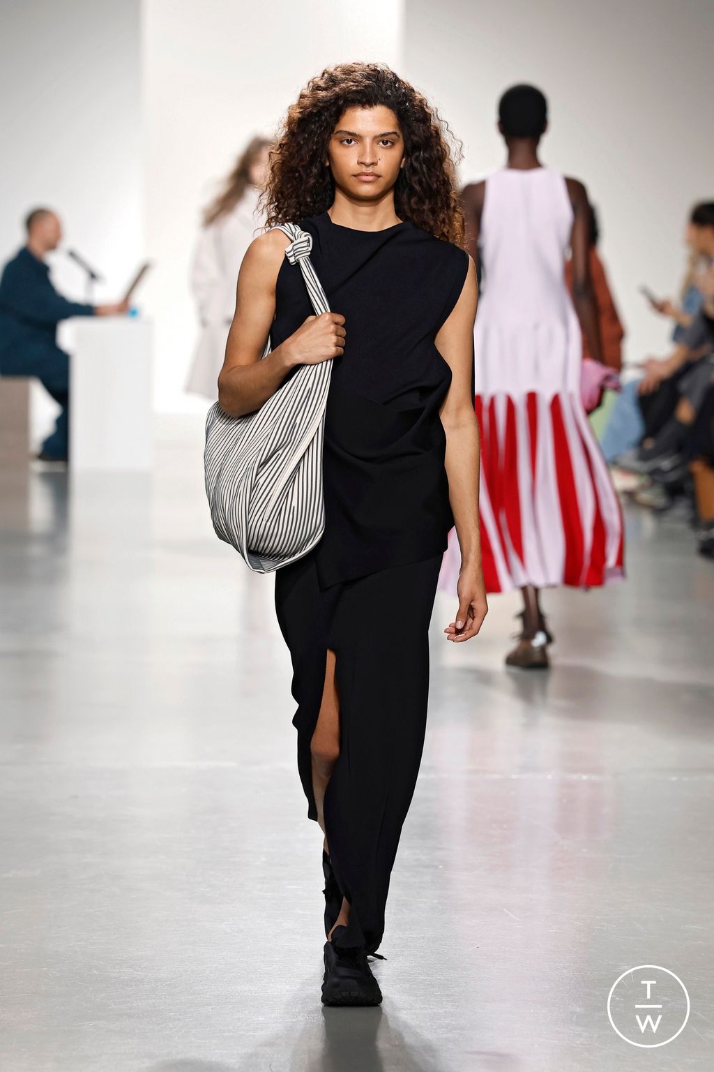 Fashion Week Paris Fall/Winter 2026 look 26 from the CFCL collection womenswear