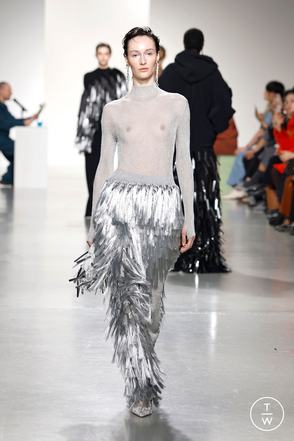 Fashion Week Paris Fall/Winter 2026 look 42 from the CFCL collection 女装