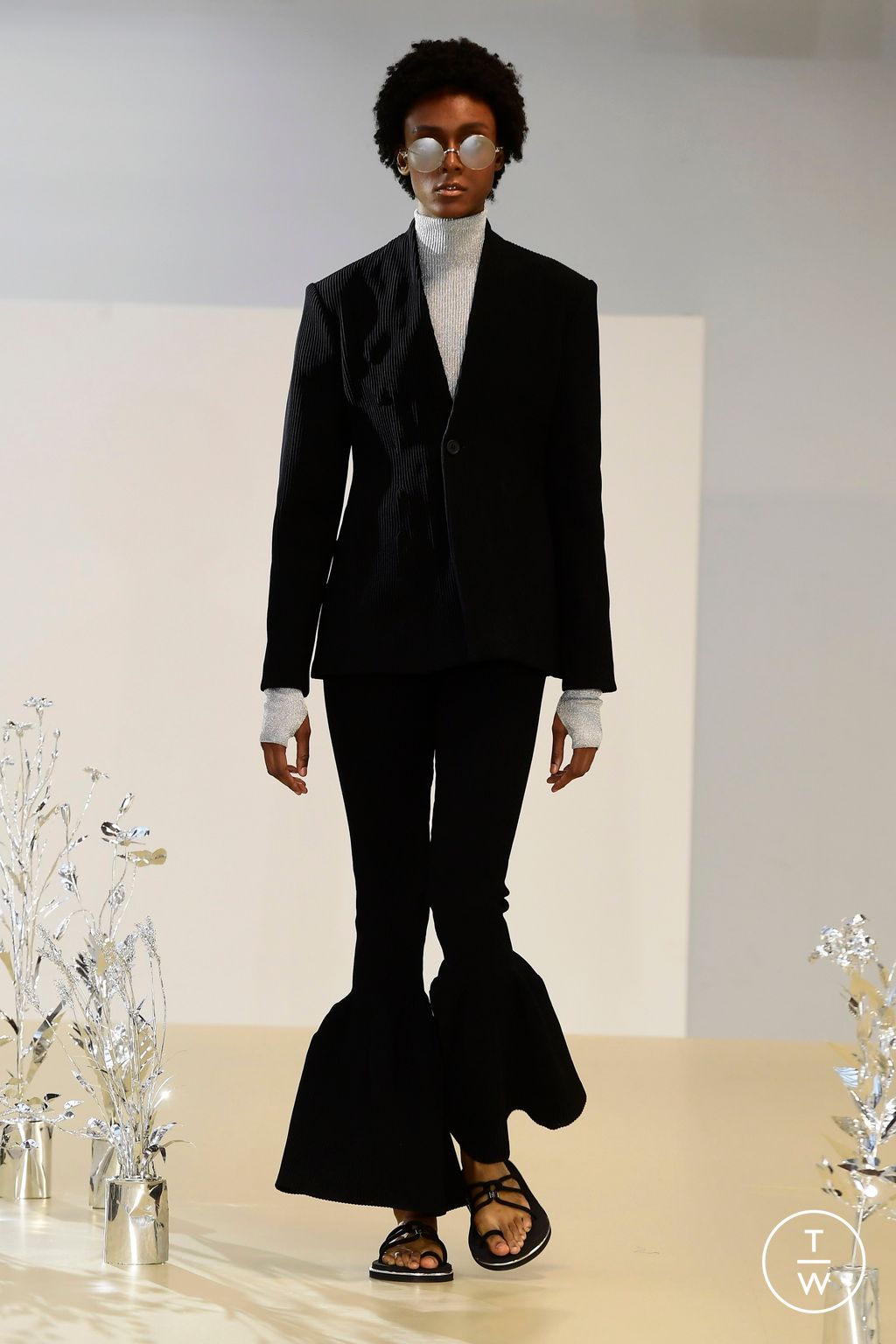 Fashion Week Paris Spring/Summer 2024 look 3 from the CFCL collection womenswear