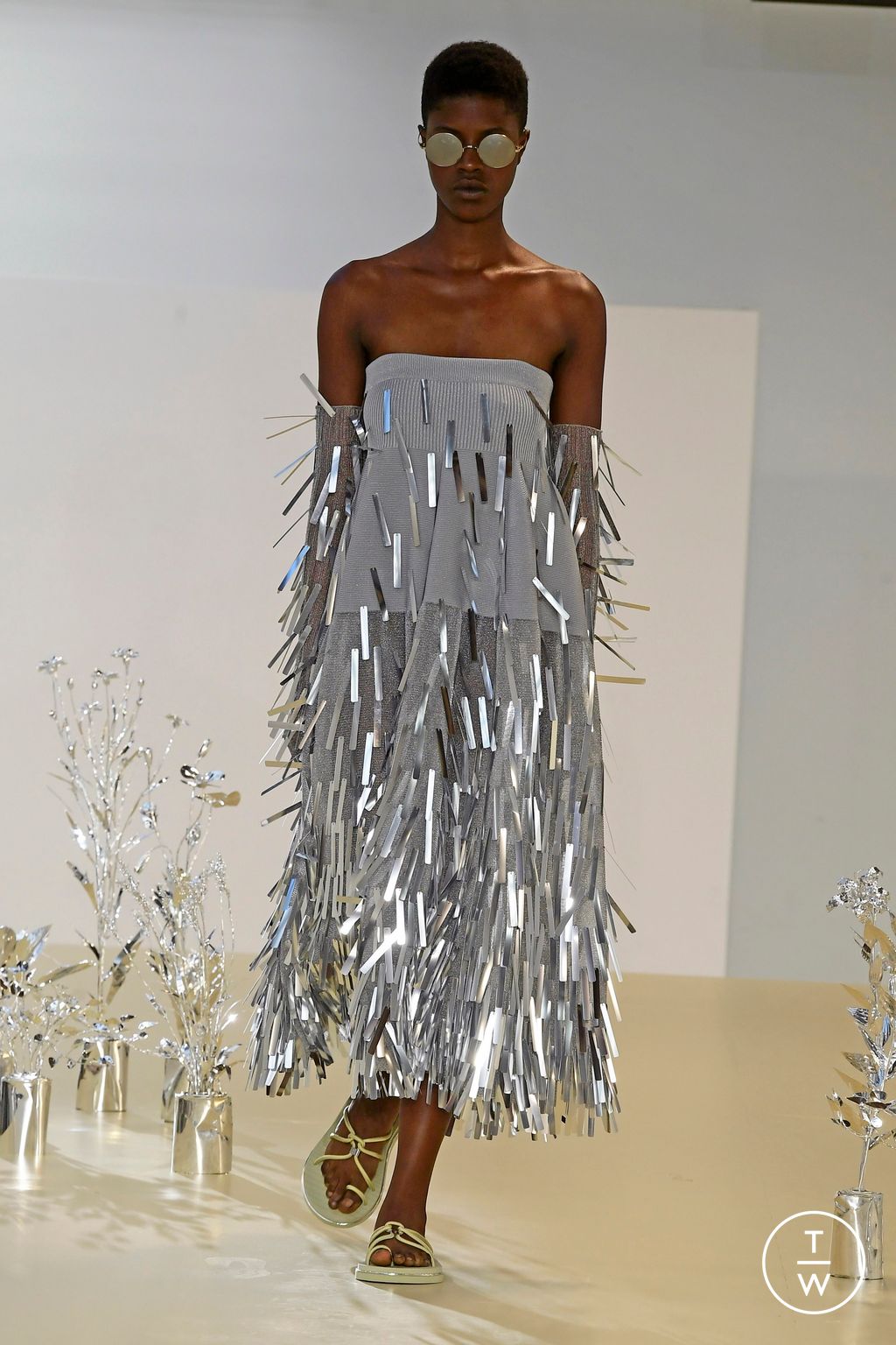 Fashion Week Paris Spring/Summer 2024 look 34 from the CFCL collection womenswear