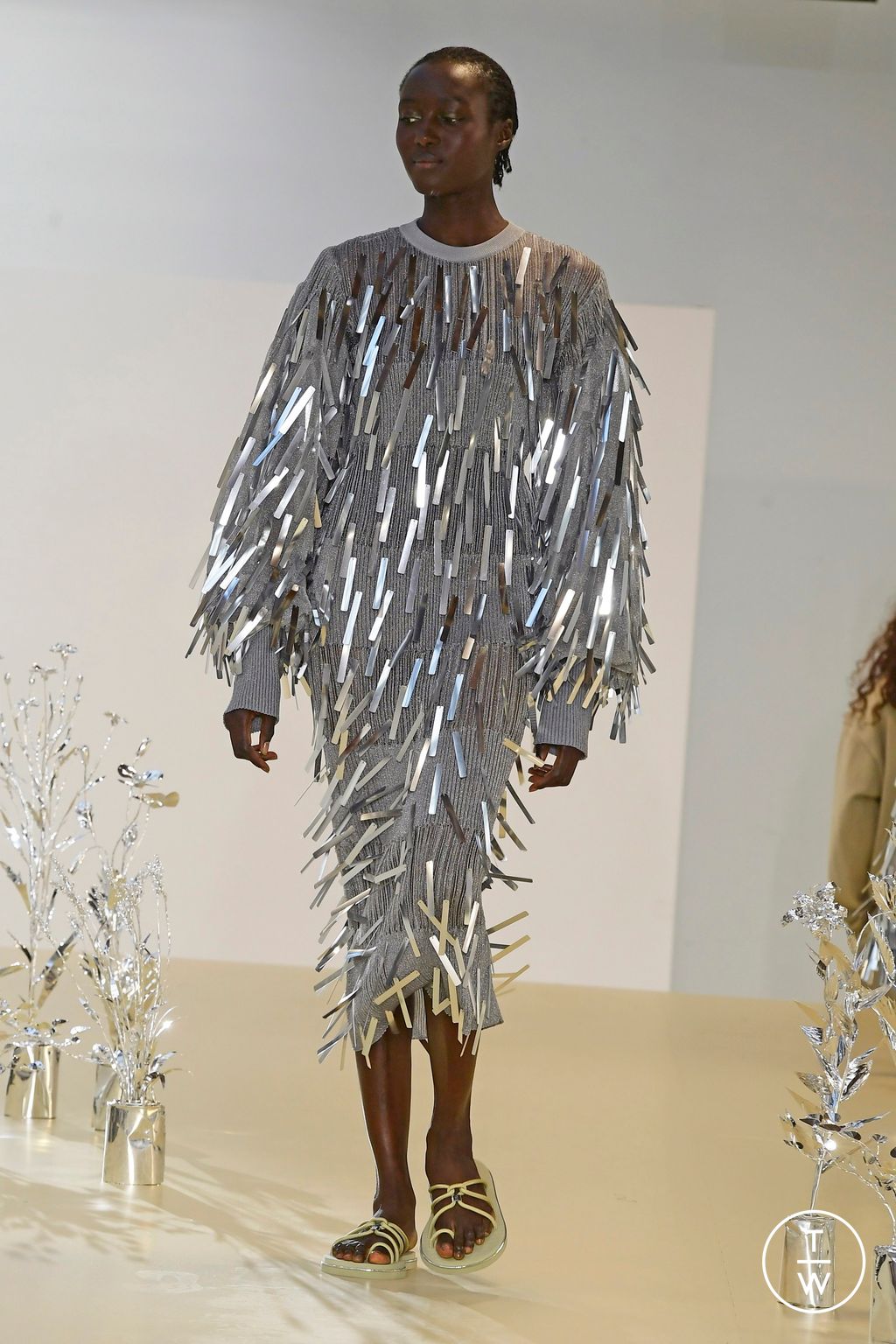 Fashion Week Paris Spring/Summer 2024 look 38 from the CFCL collection womenswear