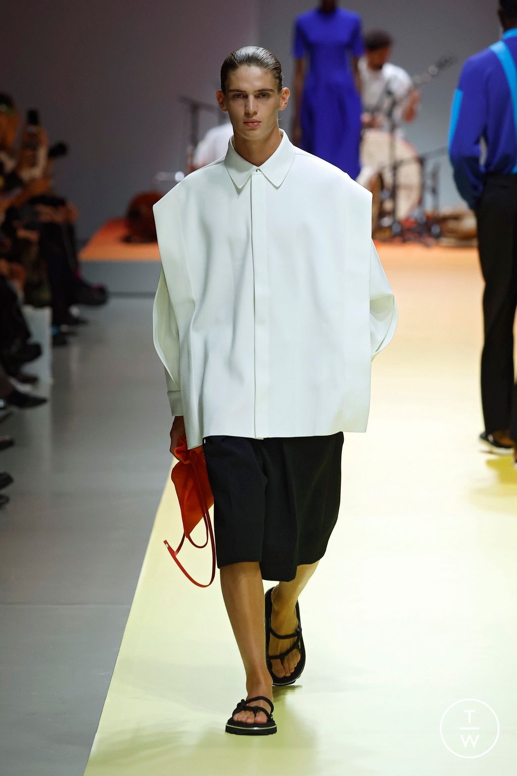 Fashion Week Paris Spring/Summer 2025 look 5 from the CFCL collection womenswear