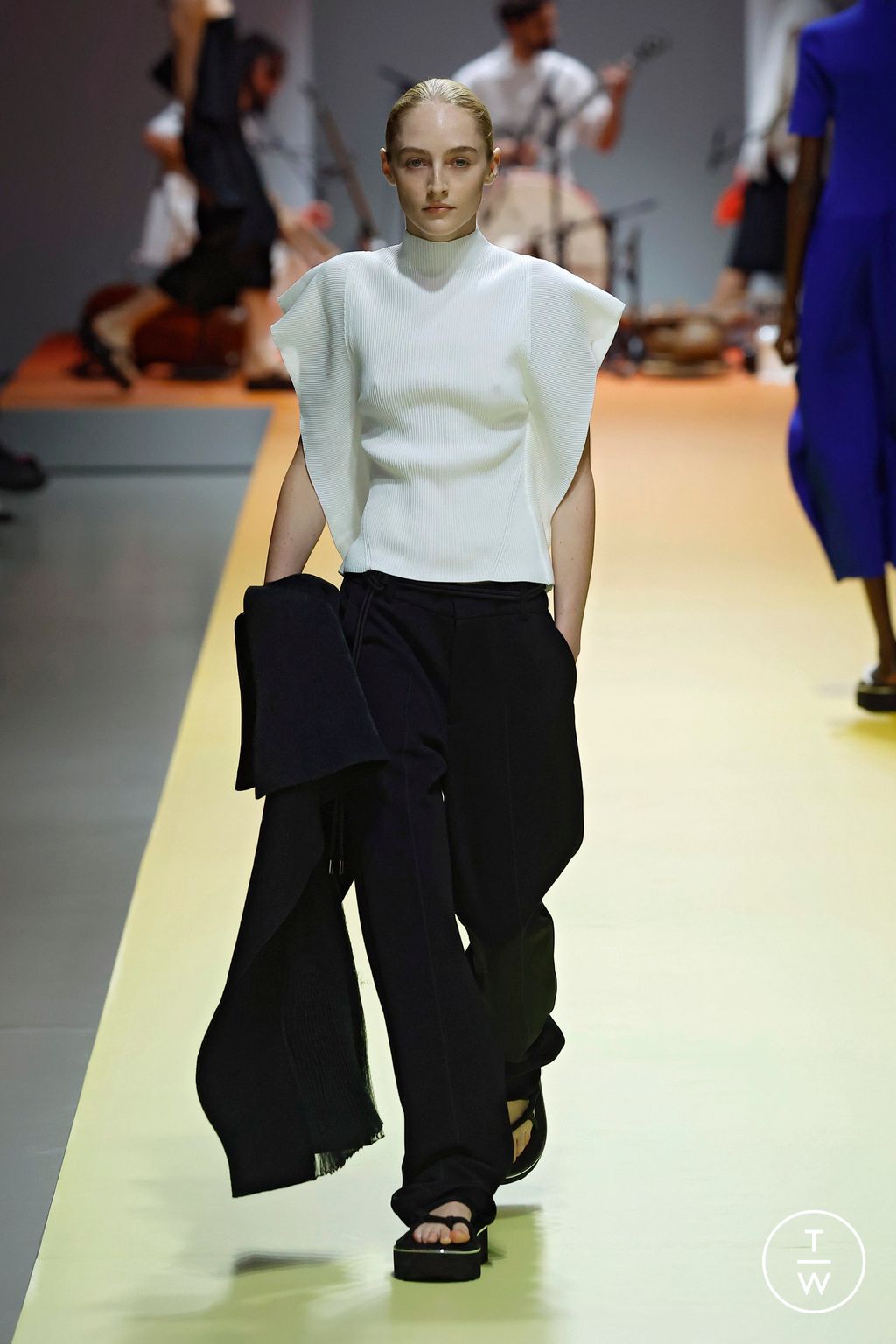 Fashion Week Paris Spring/Summer 2025 look 8 from the CFCL collection womenswear