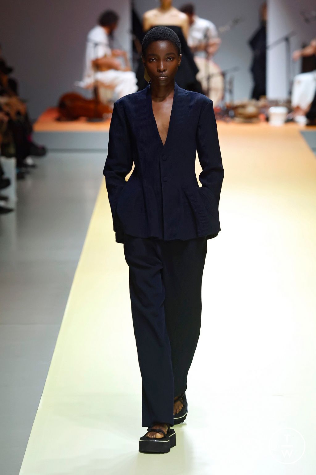 Fashion Week Paris Spring/Summer 2025 look 10 from the CFCL collection womenswear
