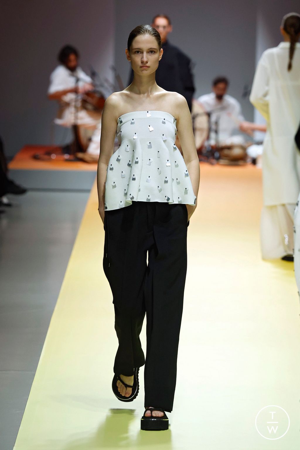 Fashion Week Paris Spring/Summer 2025 look 24 from the CFCL collection womenswear