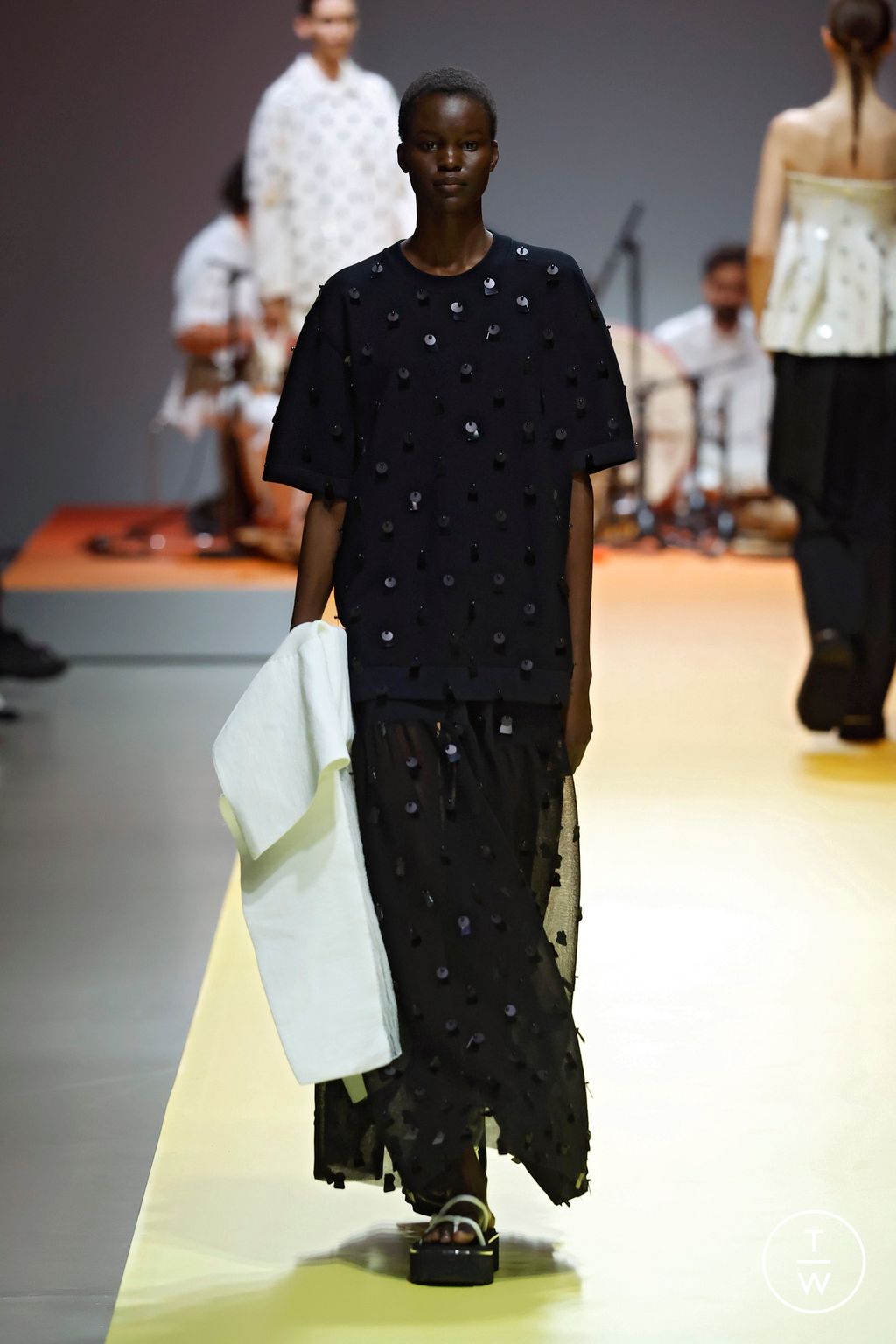Fashion Week Paris Spring/Summer 2025 look 26 from the CFCL collection womenswear