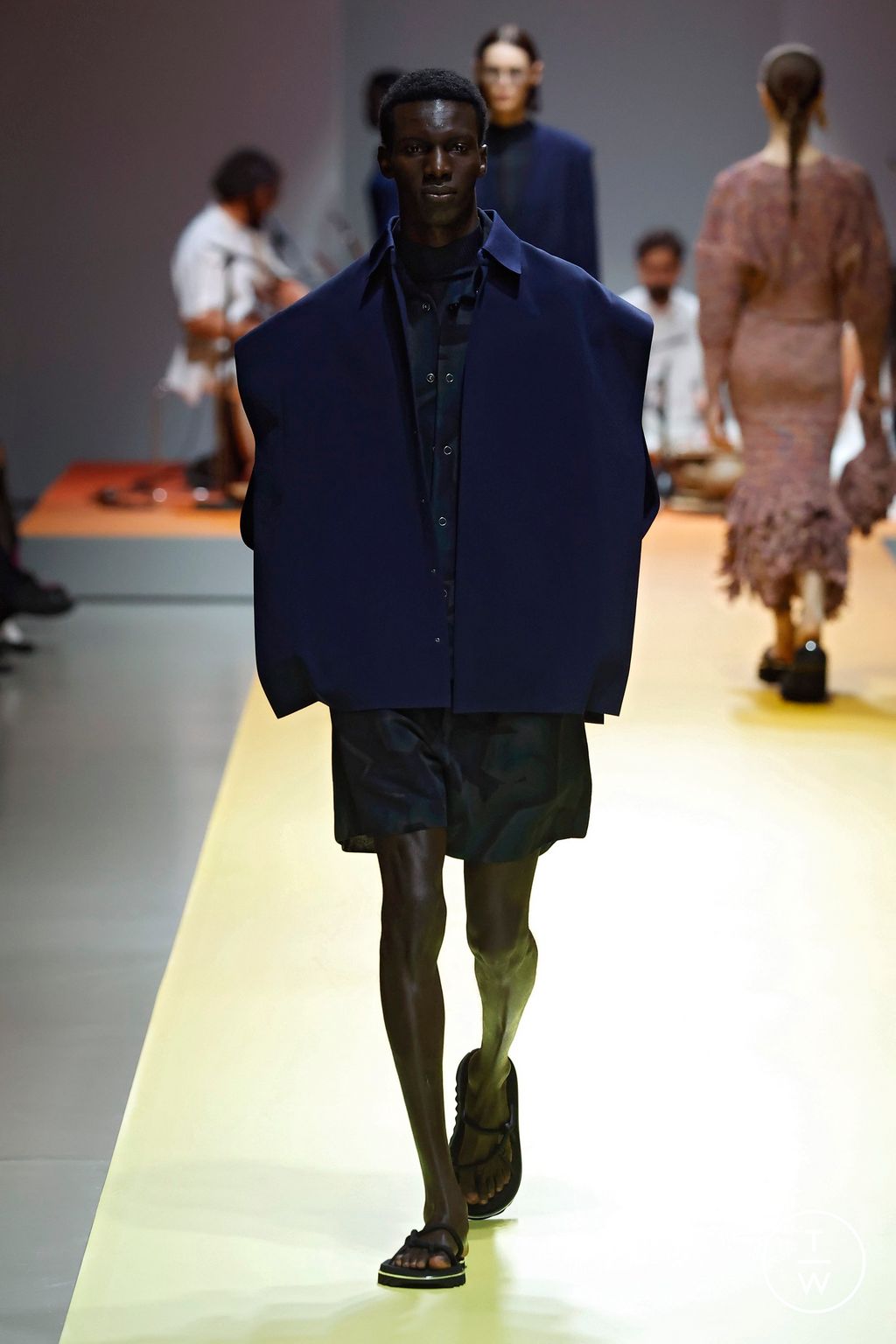 Fashion Week Paris Spring/Summer 2025 look 31 from the CFCL collection womenswear