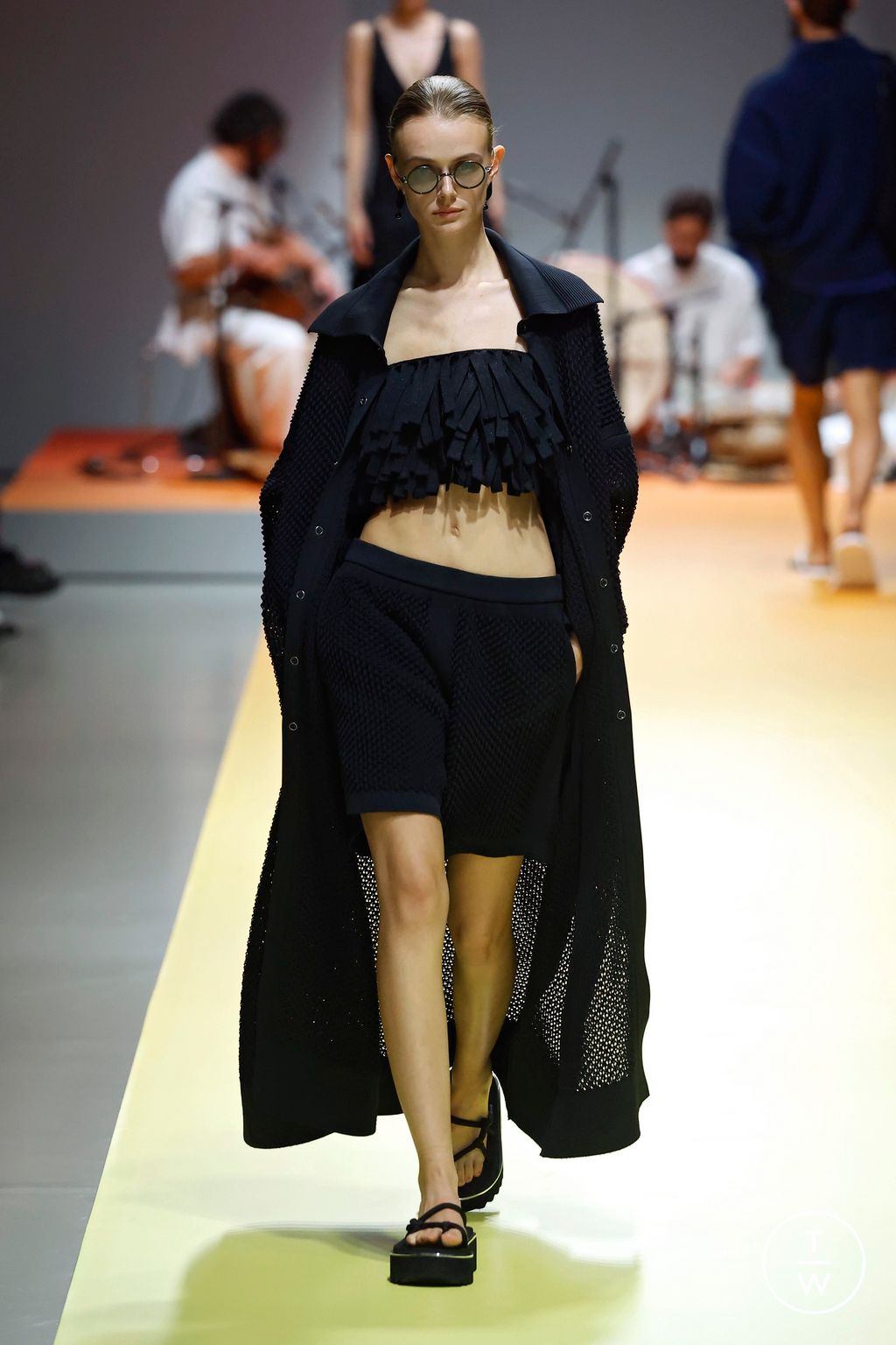 Fashion Week Paris Spring/Summer 2025 look 36 from the CFCL collection womenswear