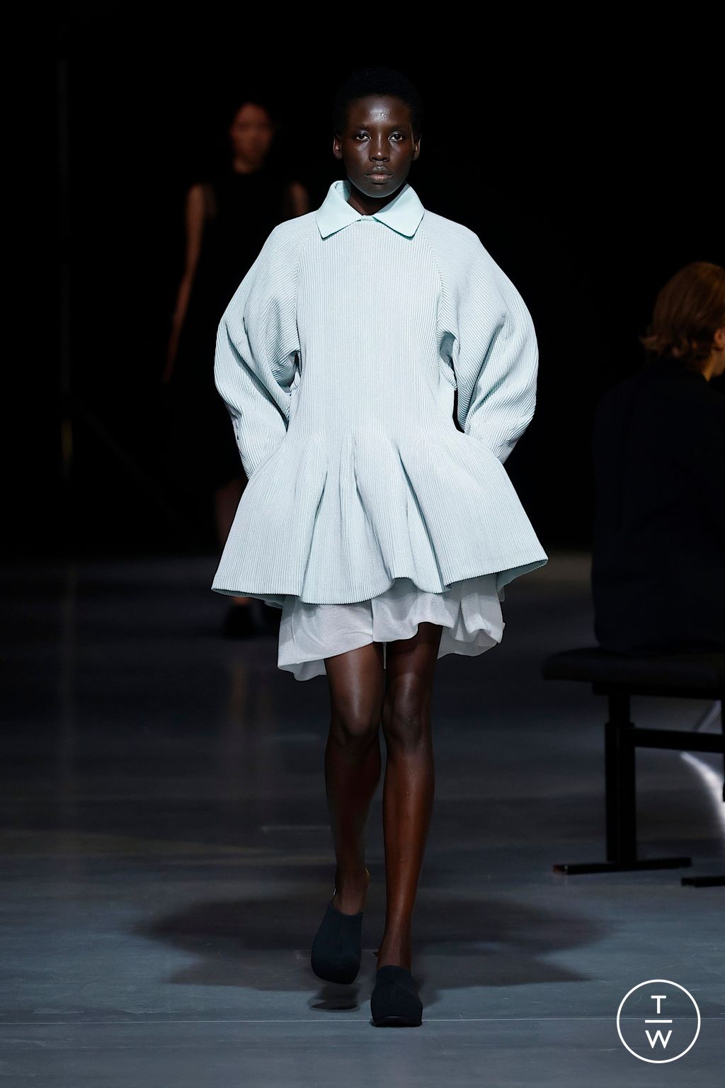 Fashion Week Paris Spring/Summer 2026 look 4 from the CFCL collection 女装