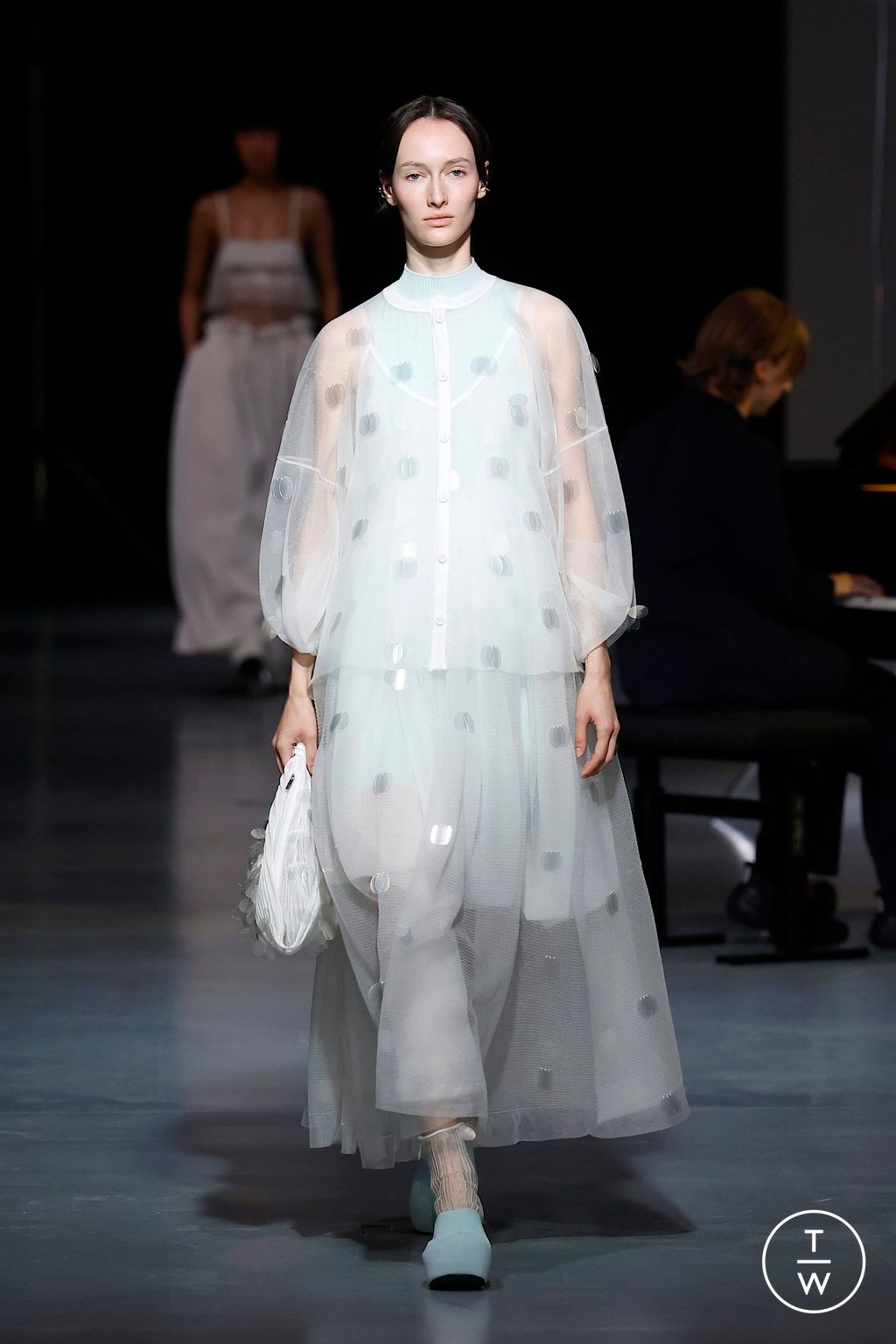 Fashion Week Paris Spring/Summer 2026 look 27 from the CFCL collection womenswear