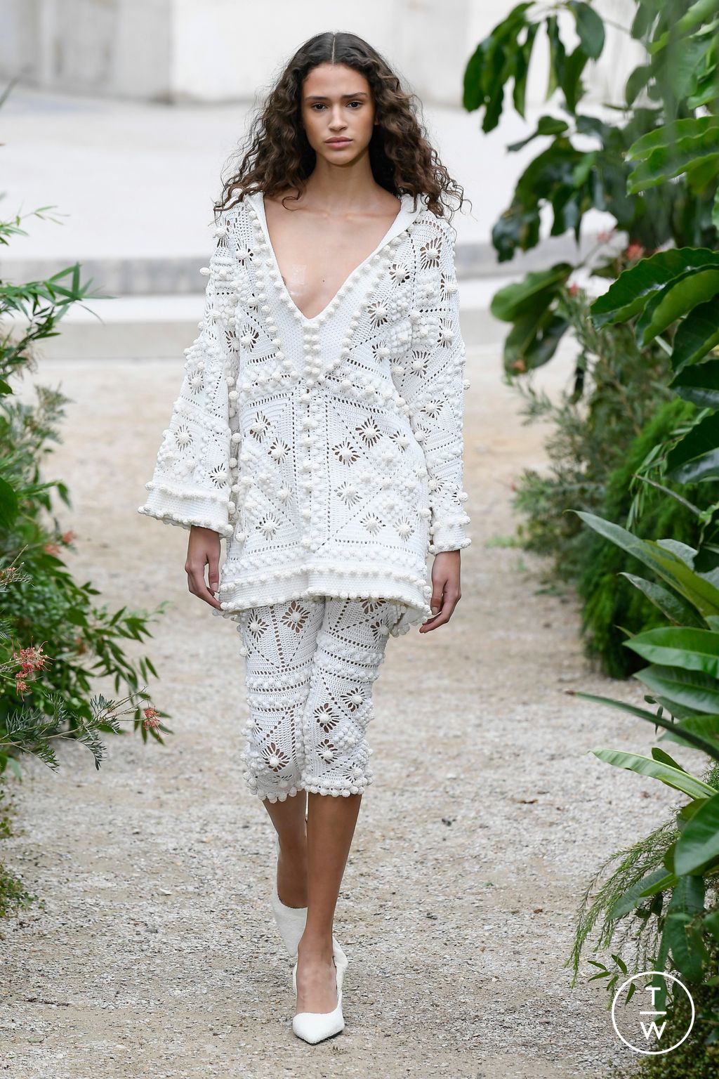 Fashion Week Paris Spring/Summer 2023 look 16 from the Zimmermann collection 女装
