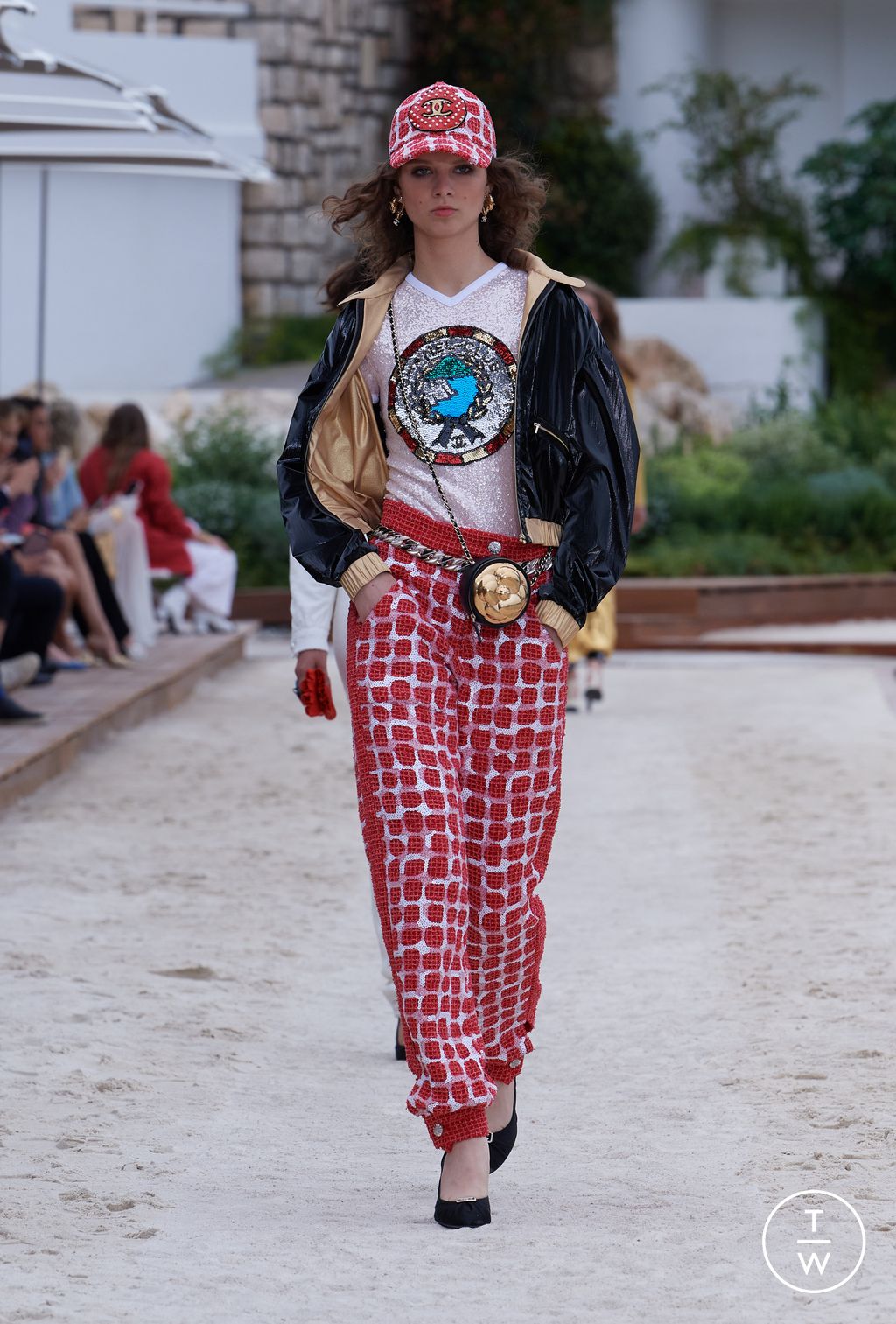 Fashion Week Paris Resort 2023 look 9 from the Chanel collection womenswear