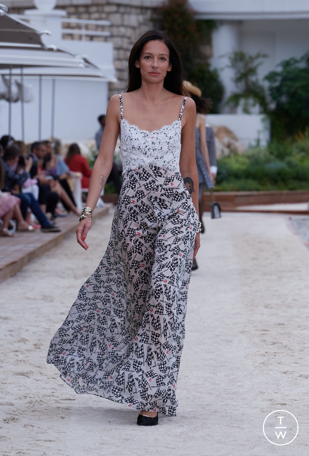 Fashion Week Paris Resort 2023 look 24 from the Chanel collection womenswear