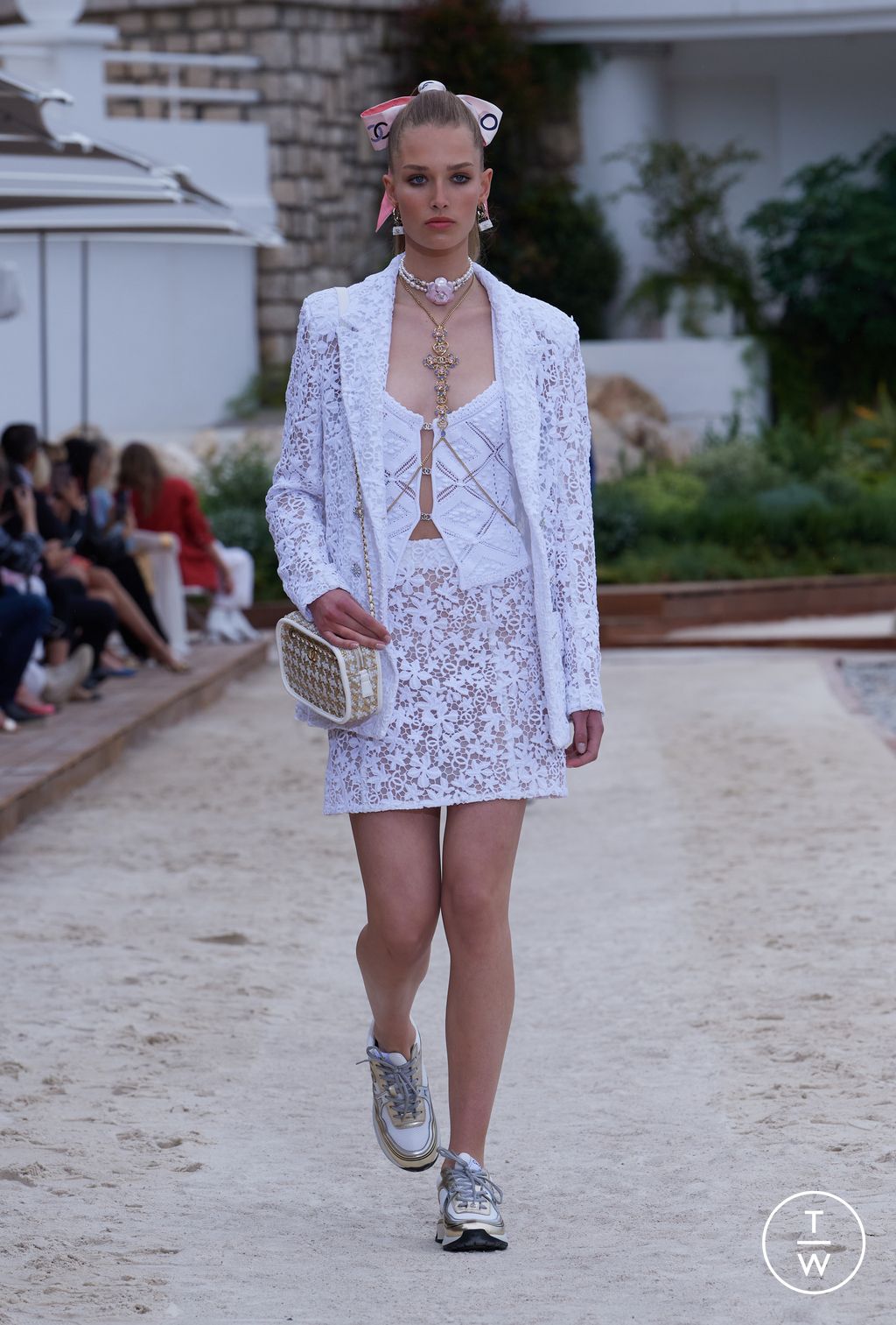 Fashion Week Paris Resort 2023 look 35 from the Chanel collection womenswear