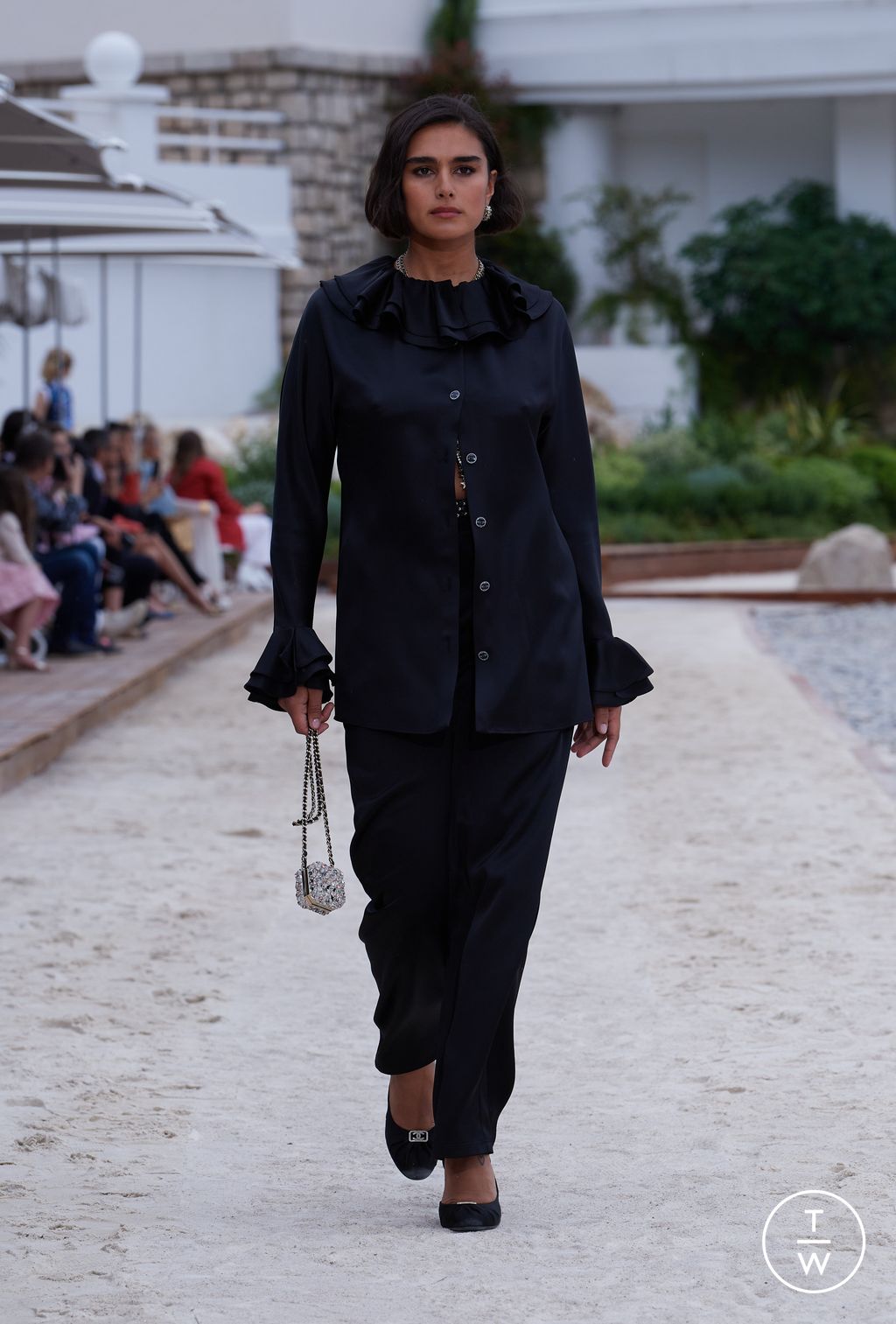Fashion Week Paris Resort 2023 look 46 from the Chanel collection 女装