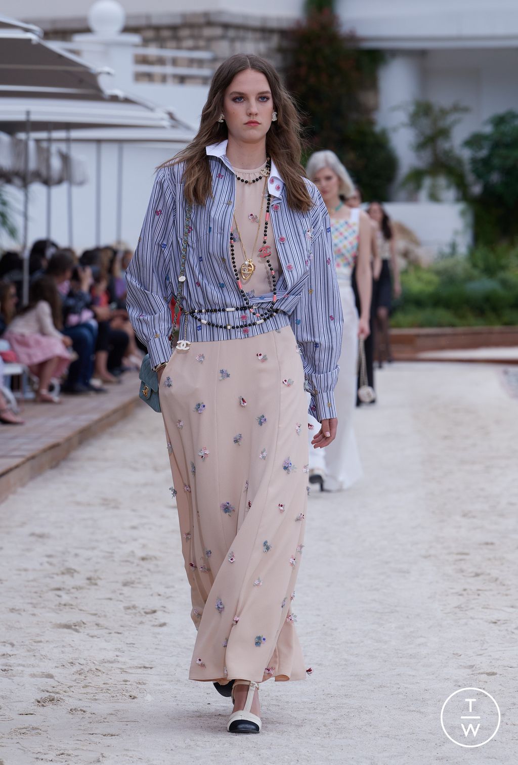 Fashion Week Paris Resort 2023 look 56 from the Chanel collection 女装
