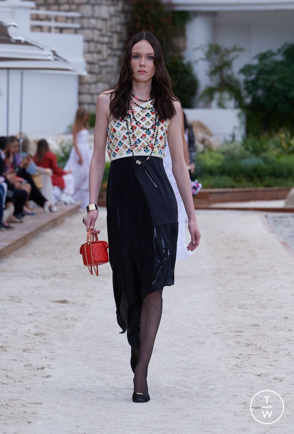 Fashion Week Paris Resort 2023 look 59 from the Chanel collection womenswear