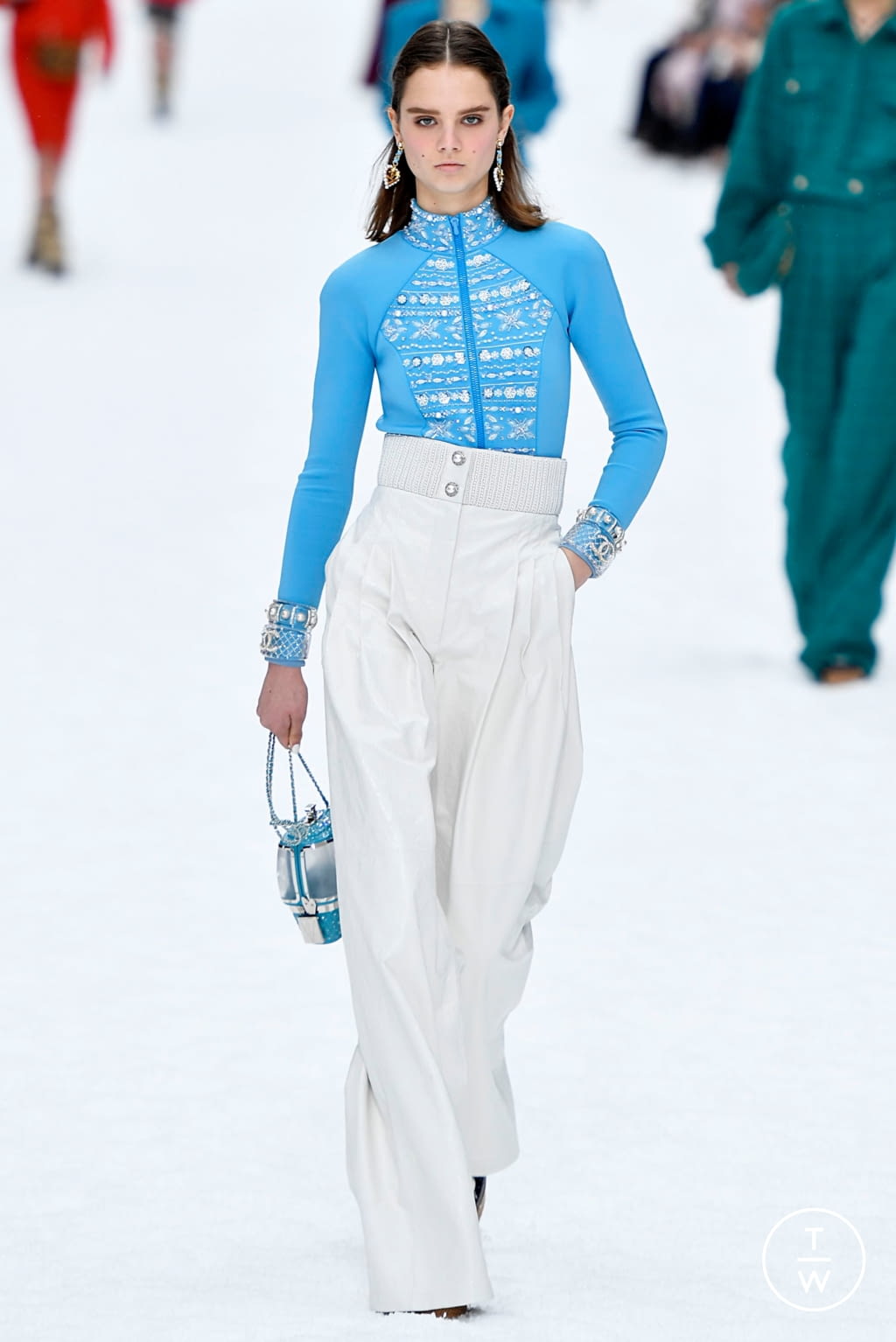 Fashion Week Paris Fall/Winter 2019 look 41 from the Chanel collection womenswear