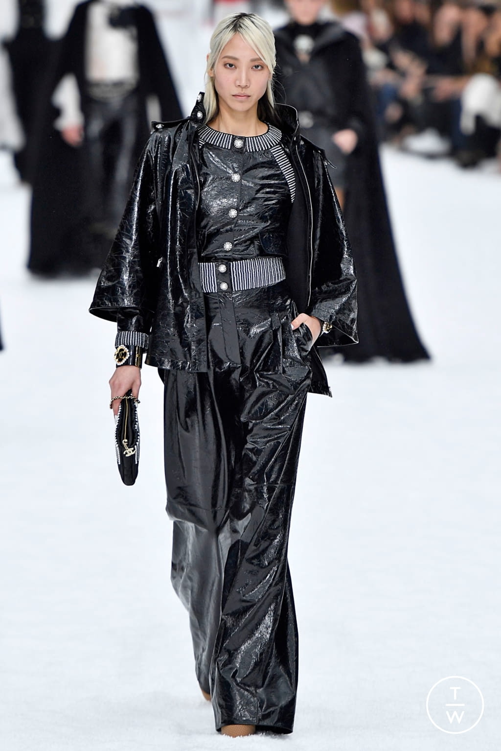 Fashion Week Paris Fall/Winter 2019 look 55 from the Chanel collection womenswear
