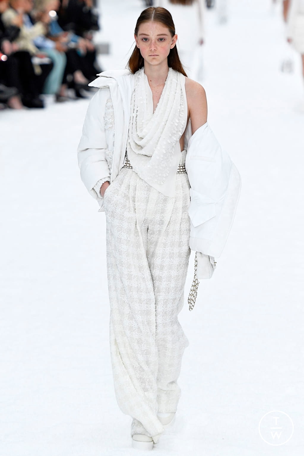 Fashion Week Paris Fall/Winter 2019 look 67 from the Chanel collection womenswear