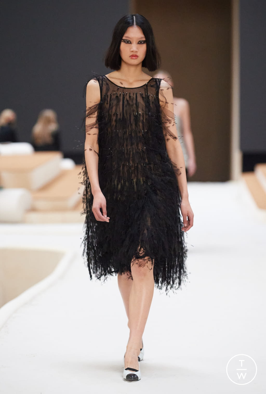 Fashion Week Paris Spring/Summer 2022 look 37 from the Chanel collection couture