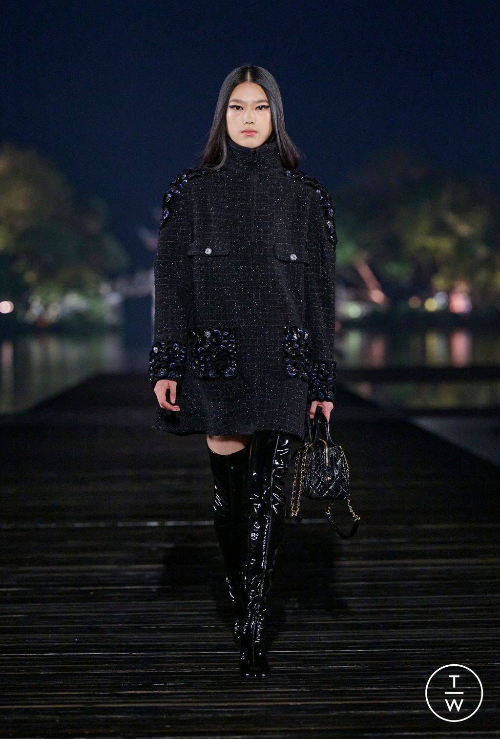 Fashion Week Paris Pre-Fall 2025 look 5 from the Chanel collection womenswear