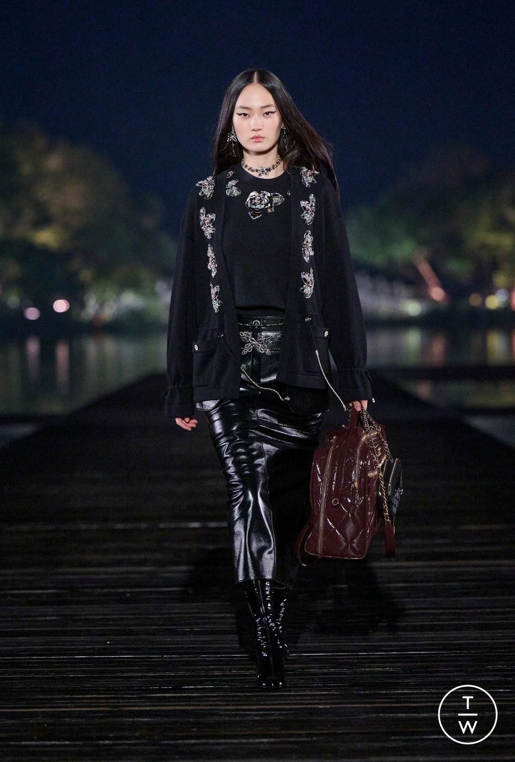 Fashion Week Paris Pre-Fall 2025 look 7 from the Chanel collection womenswear