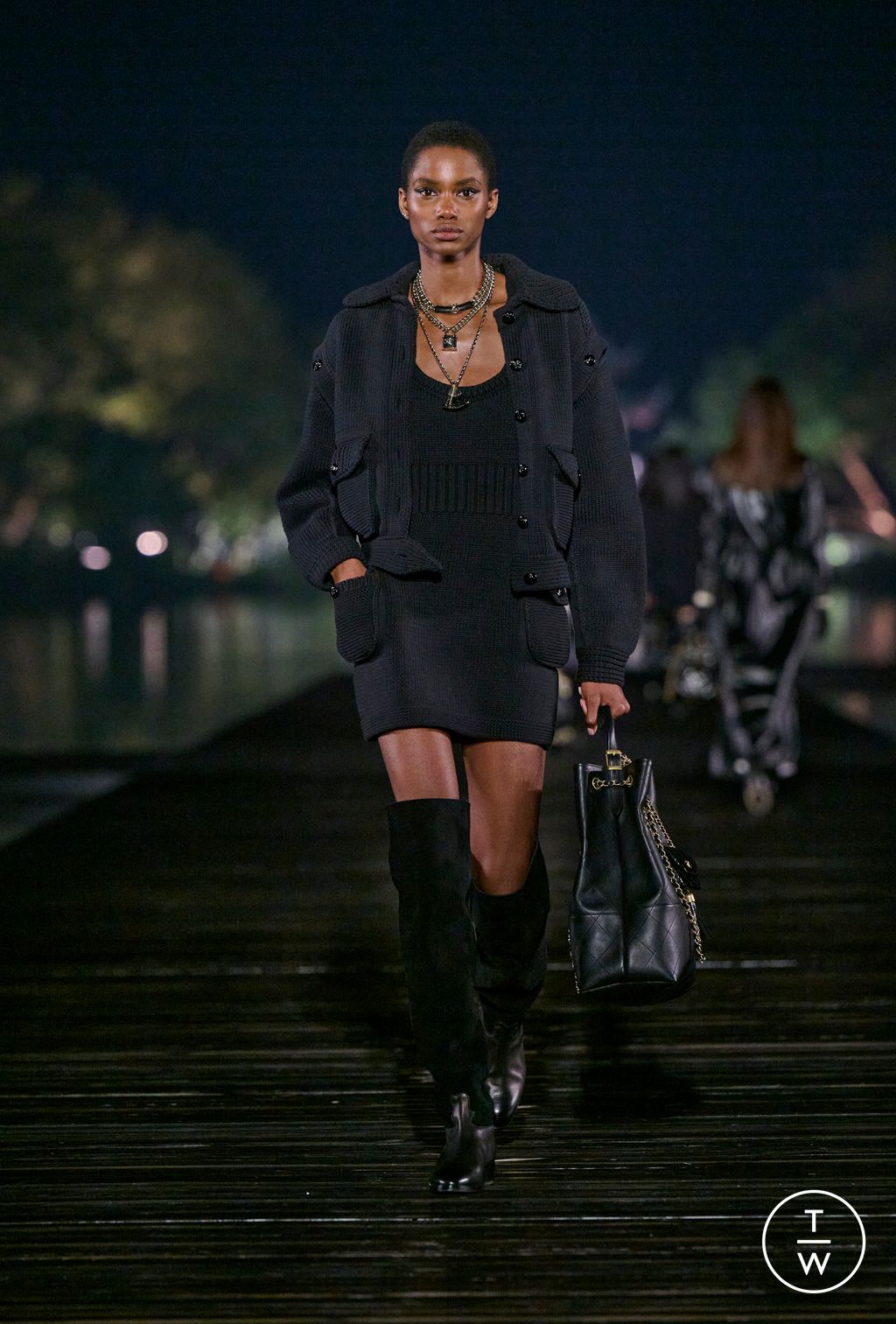 Fashion Week Paris Pre-Fall 2025 look 18 from the Chanel collection womenswear