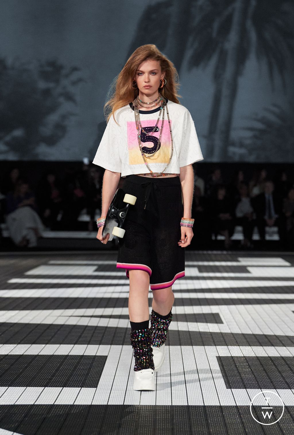 Fashion Week Paris Resort 2024 look 27 de la collection Chanel womenswear