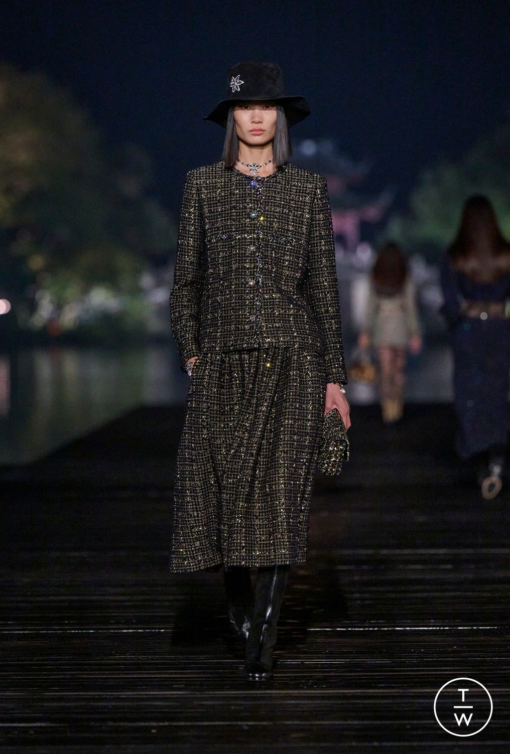 Fashion Week Paris Pre-Fall 2025 look 28 from the Chanel collection womenswear