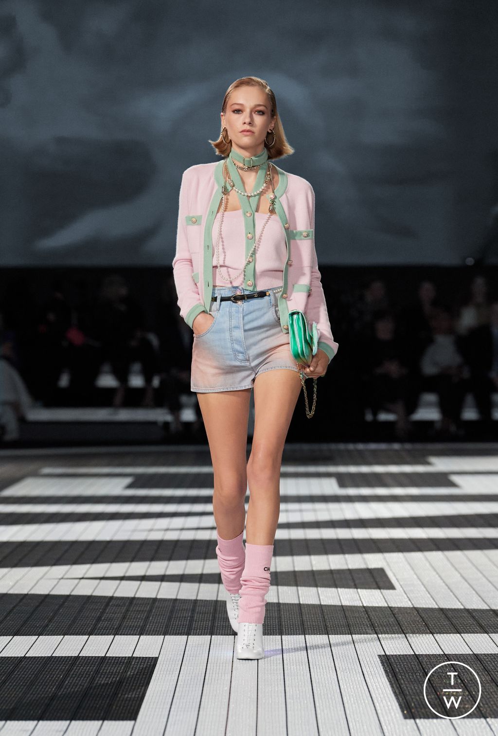 Fashion Week Paris Resort 2024 look 29 from the Chanel collection womenswear