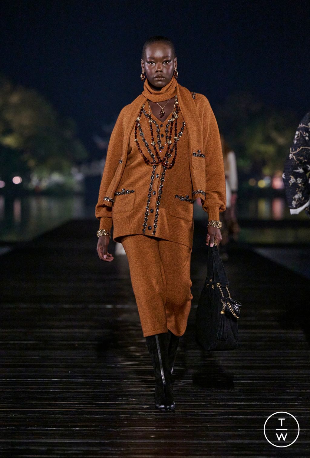 Fashion Week Paris Pre-Fall 2025 look 30 from the Chanel collection womenswear