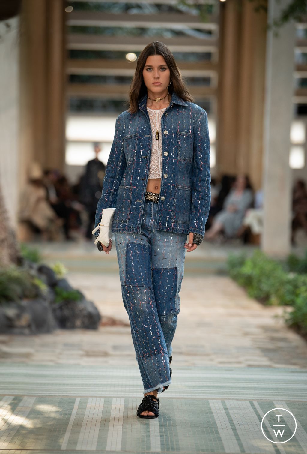 Fashion Week Paris Pre-Fall 2023 look 38 from the Chanel collection womenswear