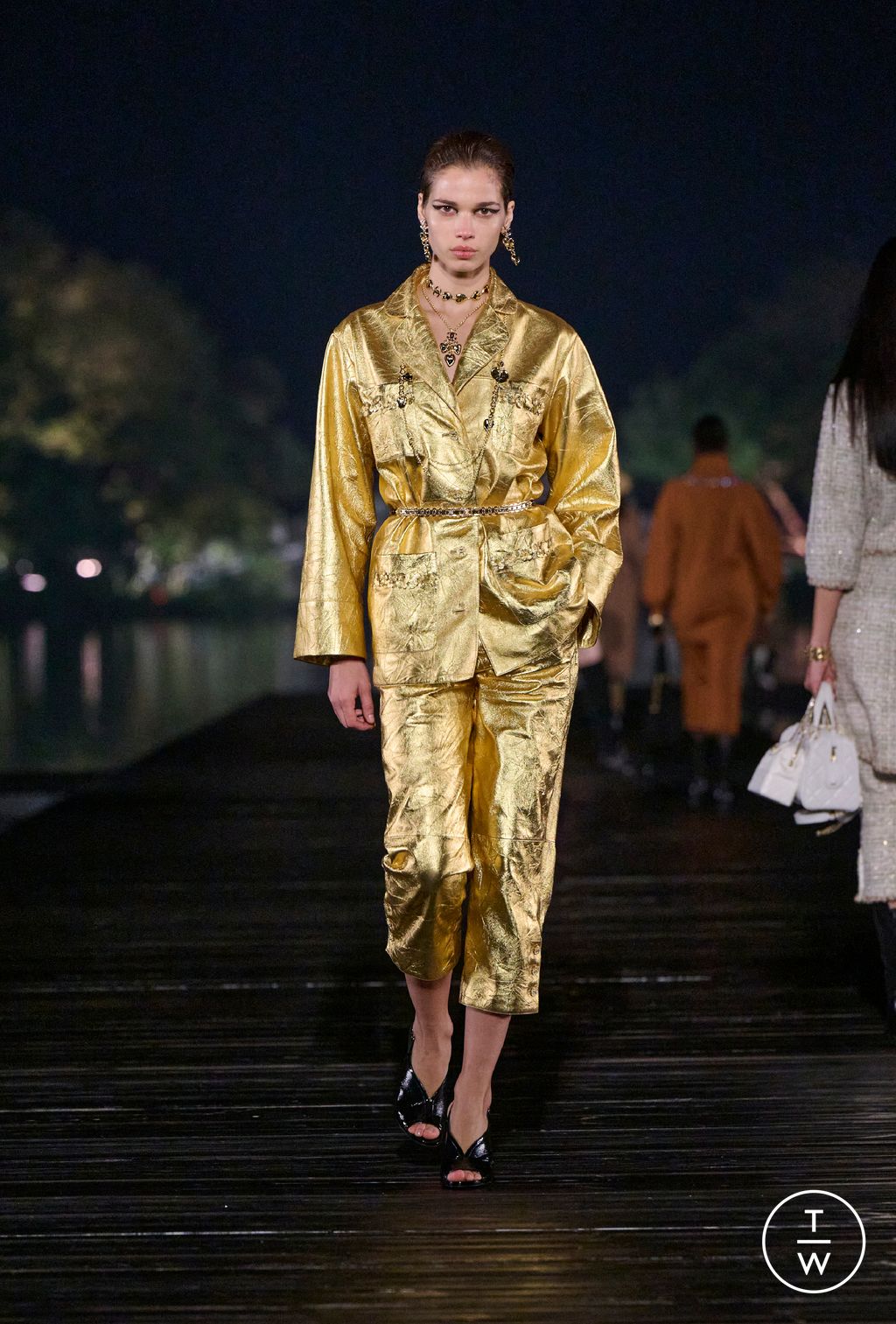 Fashion Week Paris Pre-Fall 2025 look 47 from the Chanel collection womenswear