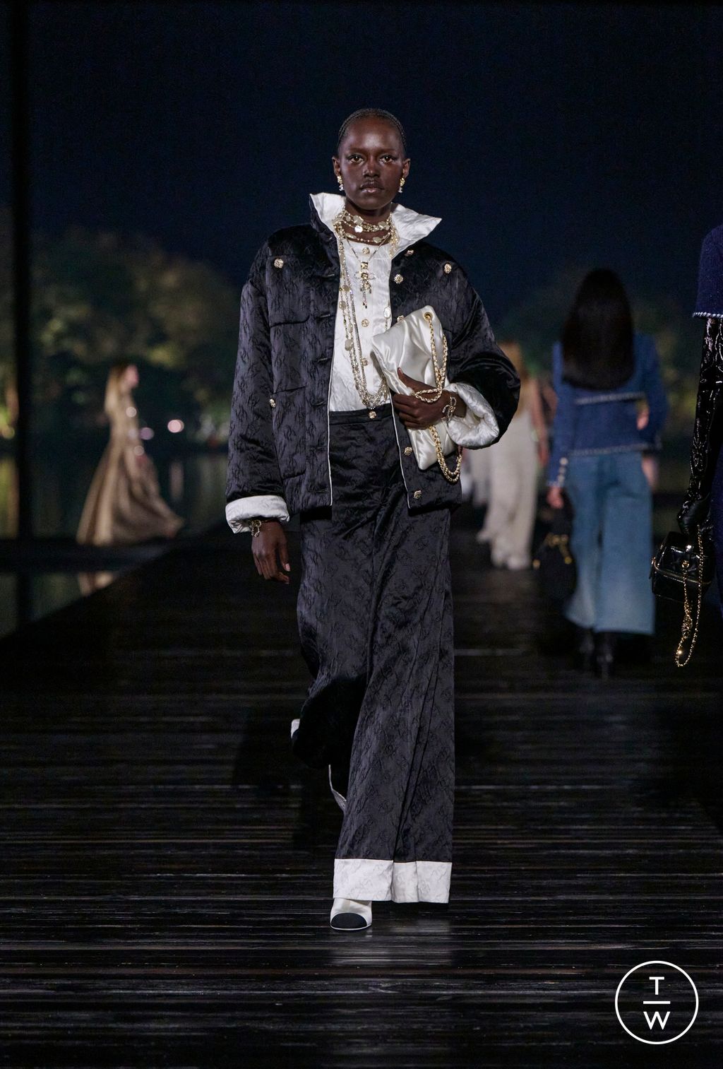 Fashion Week Paris Pre-Fall 2025 look 49 from the Chanel collection womenswear