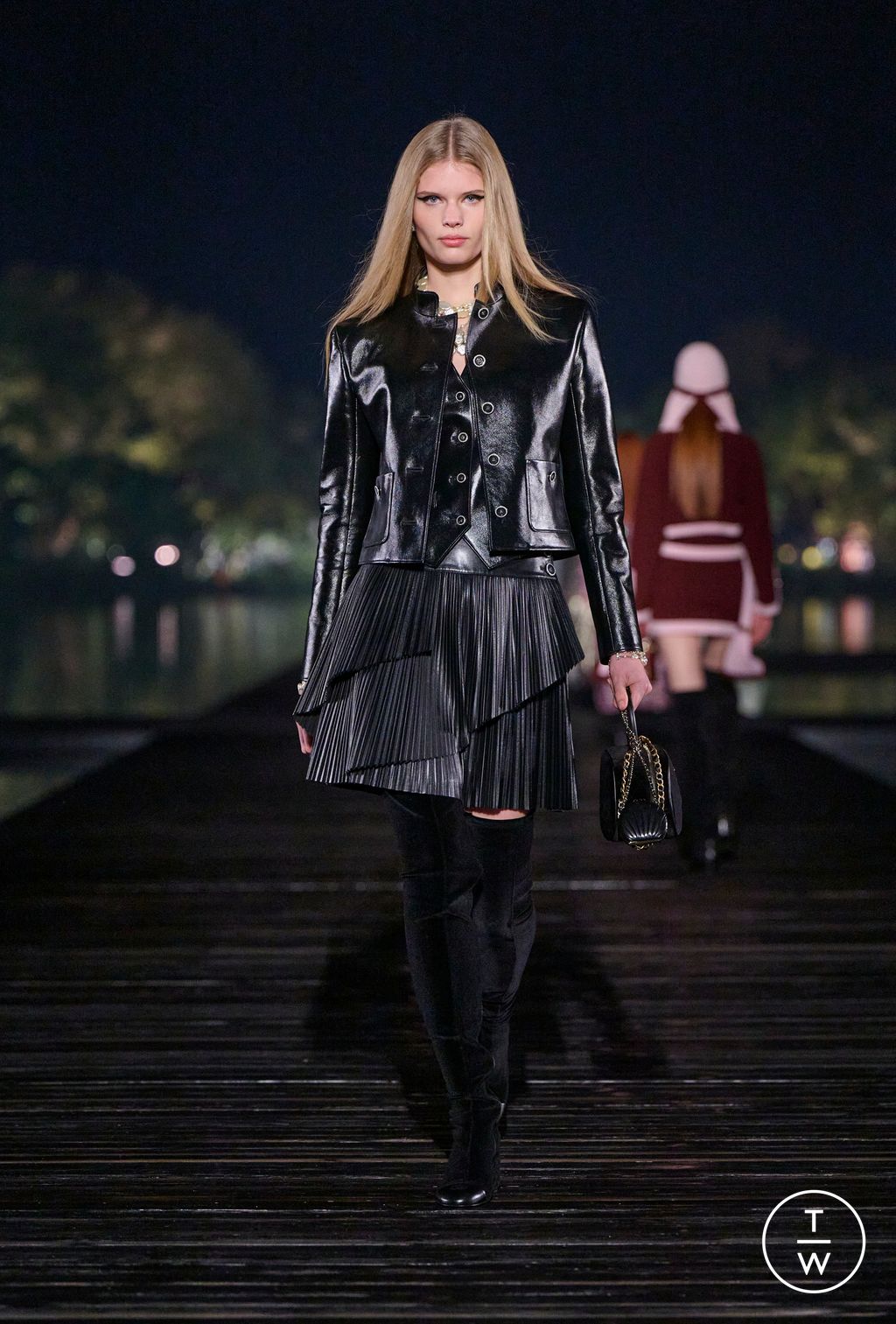 Fashion Week Paris Pre-Fall 2025 look 55 from the Chanel collection womenswear