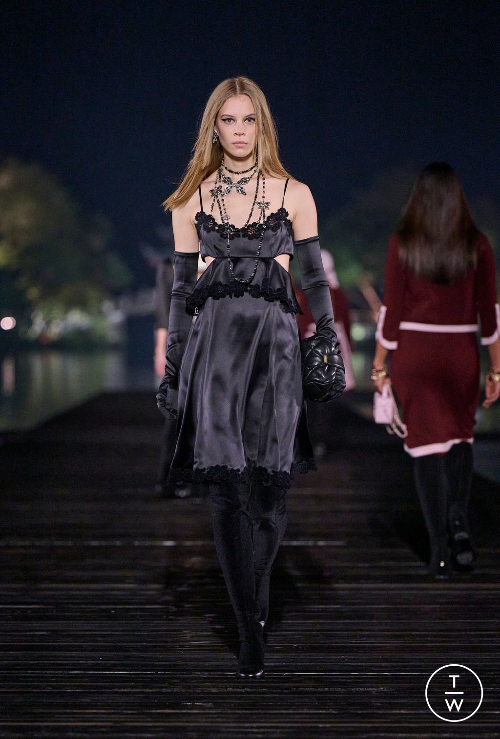 Fashion Week Paris Pre-Fall 2025 look 56 from the Chanel collection womenswear