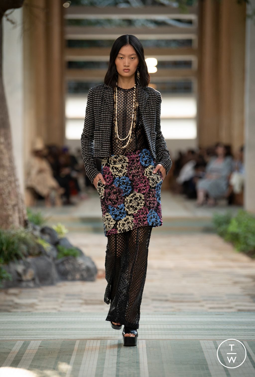 Fashion Week Paris Pre-Fall 2023 look 58 from the Chanel collection womenswear