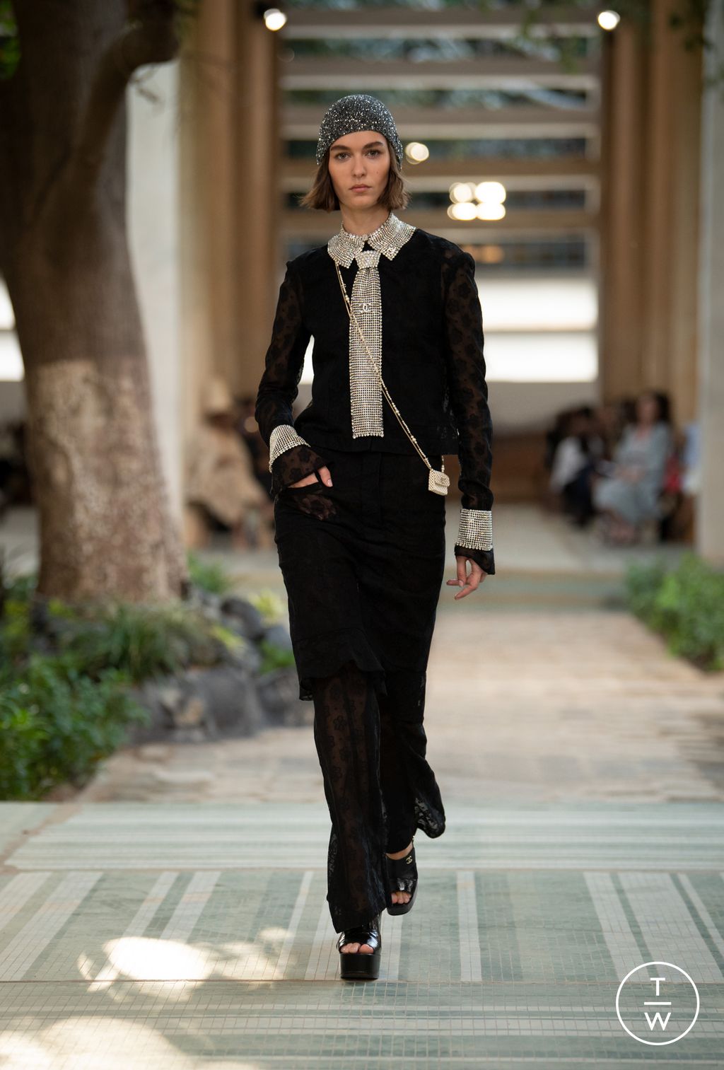 Fashion Week Paris Pre-Fall 2023 look 61 from the Chanel collection womenswear