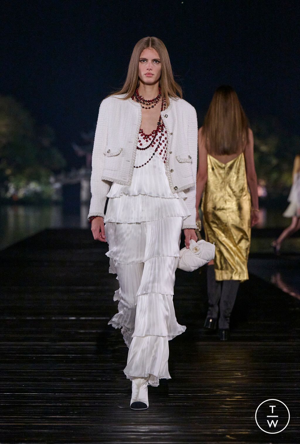 Fashion Week Paris Pre-Fall 2025 look 62 from the Chanel collection womenswear