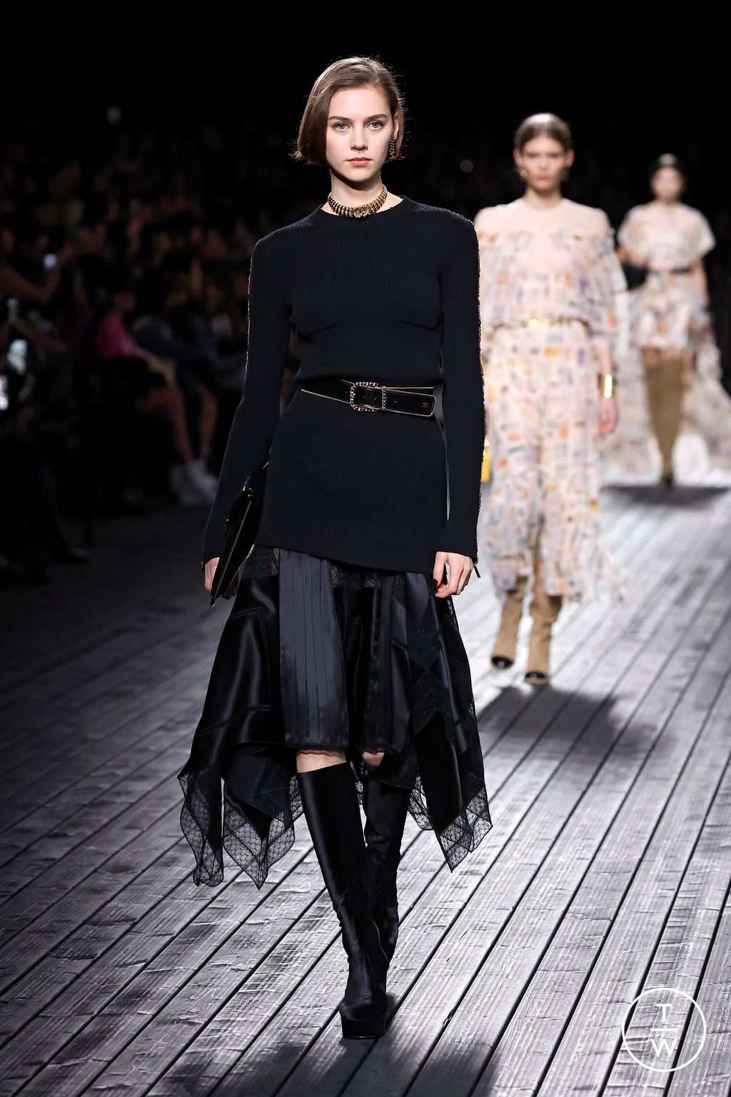 Fashion Week Paris Fall/Winter 2024 look 63 from the Chanel collection 女装