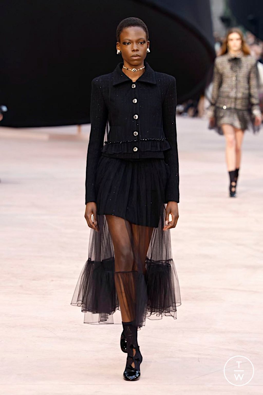 CHANEL CATWALK 完全版 CHANEL CATWALK 完全版 - メルカリ