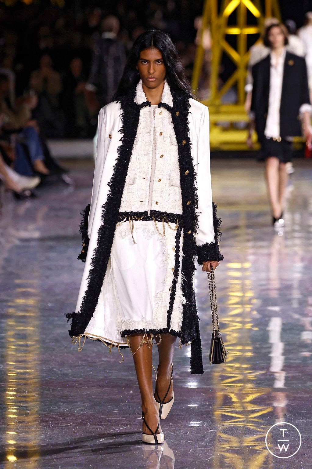 Fashion Week Paris Fall/Winter 2026 look 29 from the Chanel collection 女装