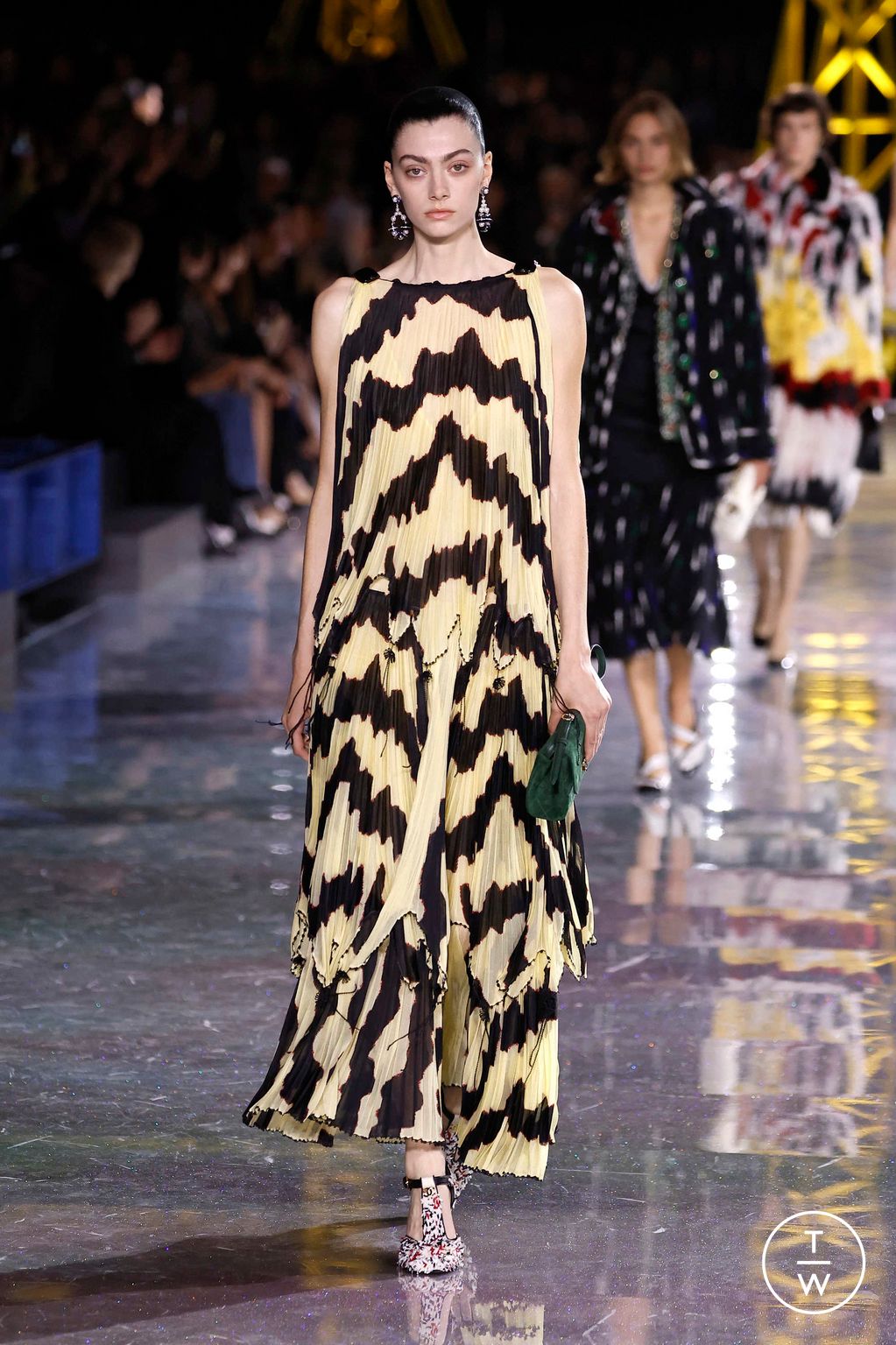 Fashion Week Paris Fall/Winter 2026 look 55 de la collection Chanel womenswear