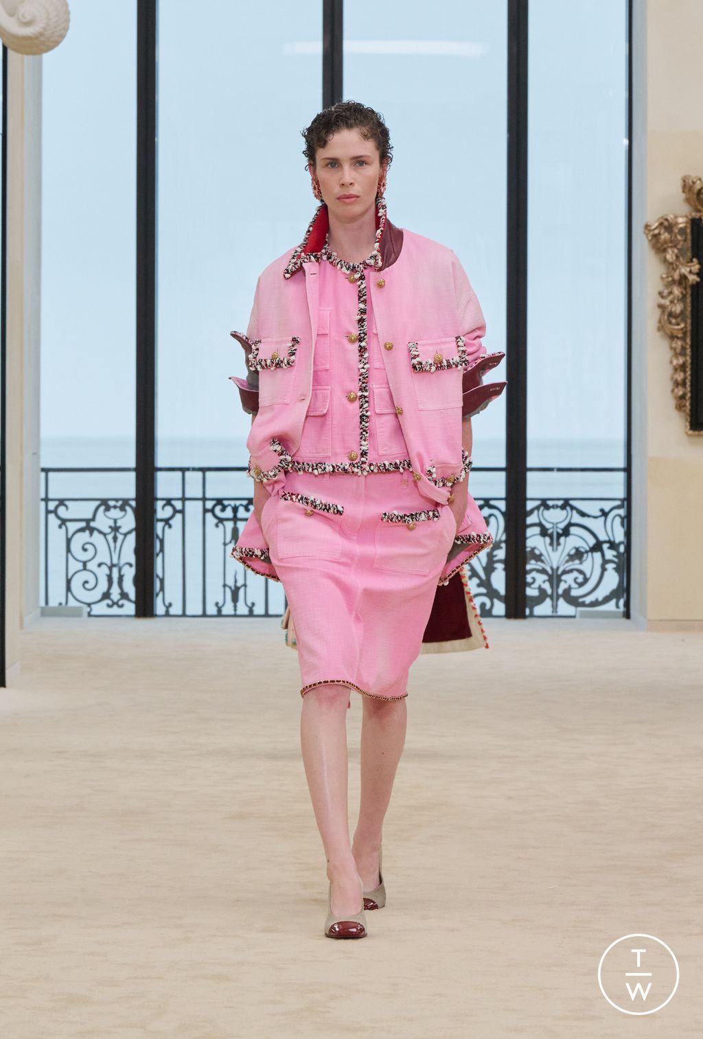 Fashion Week Paris Resort 2027 look 19 from the Chanel collection womenswear
