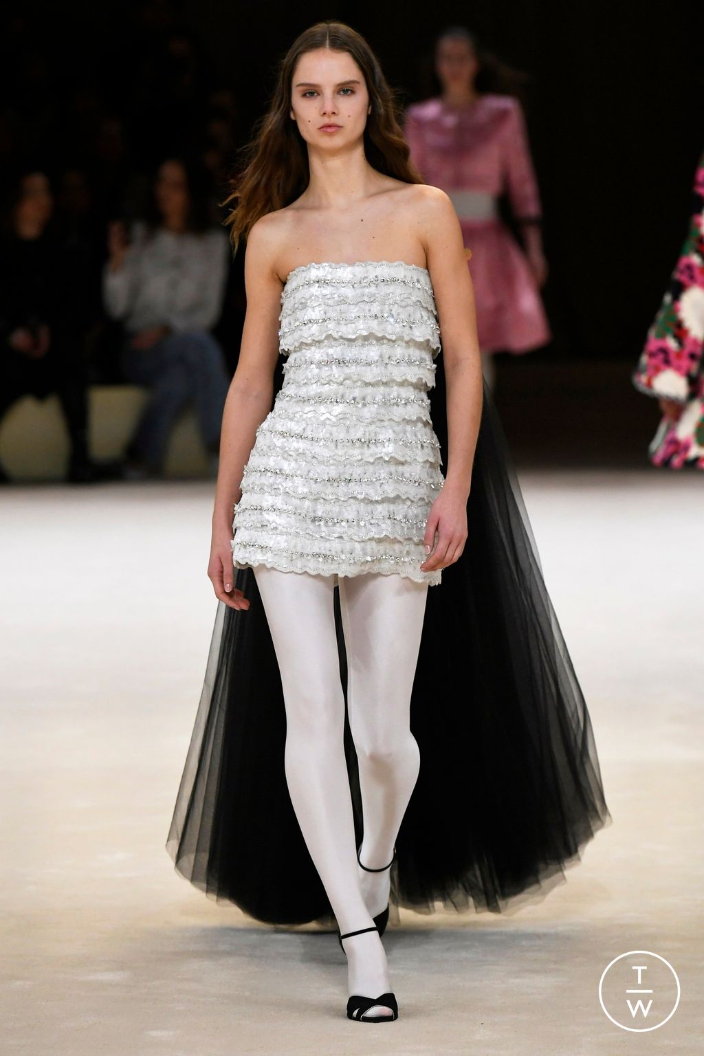 Fashion Week Paris Spring/Summer 2024 look 40 de la collection Chanel couture
