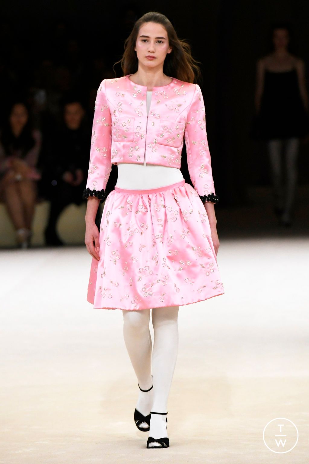 Fashion Week Paris Spring/Summer 2024 look 41 from the Chanel collection couture