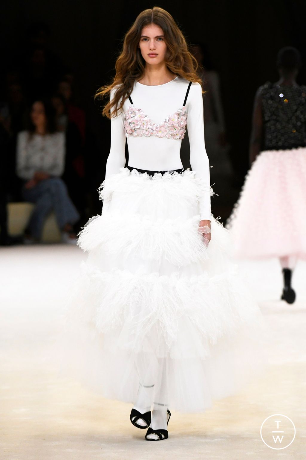 Fashion Week Paris Spring/Summer 2024 look 51 de la collection Chanel couture