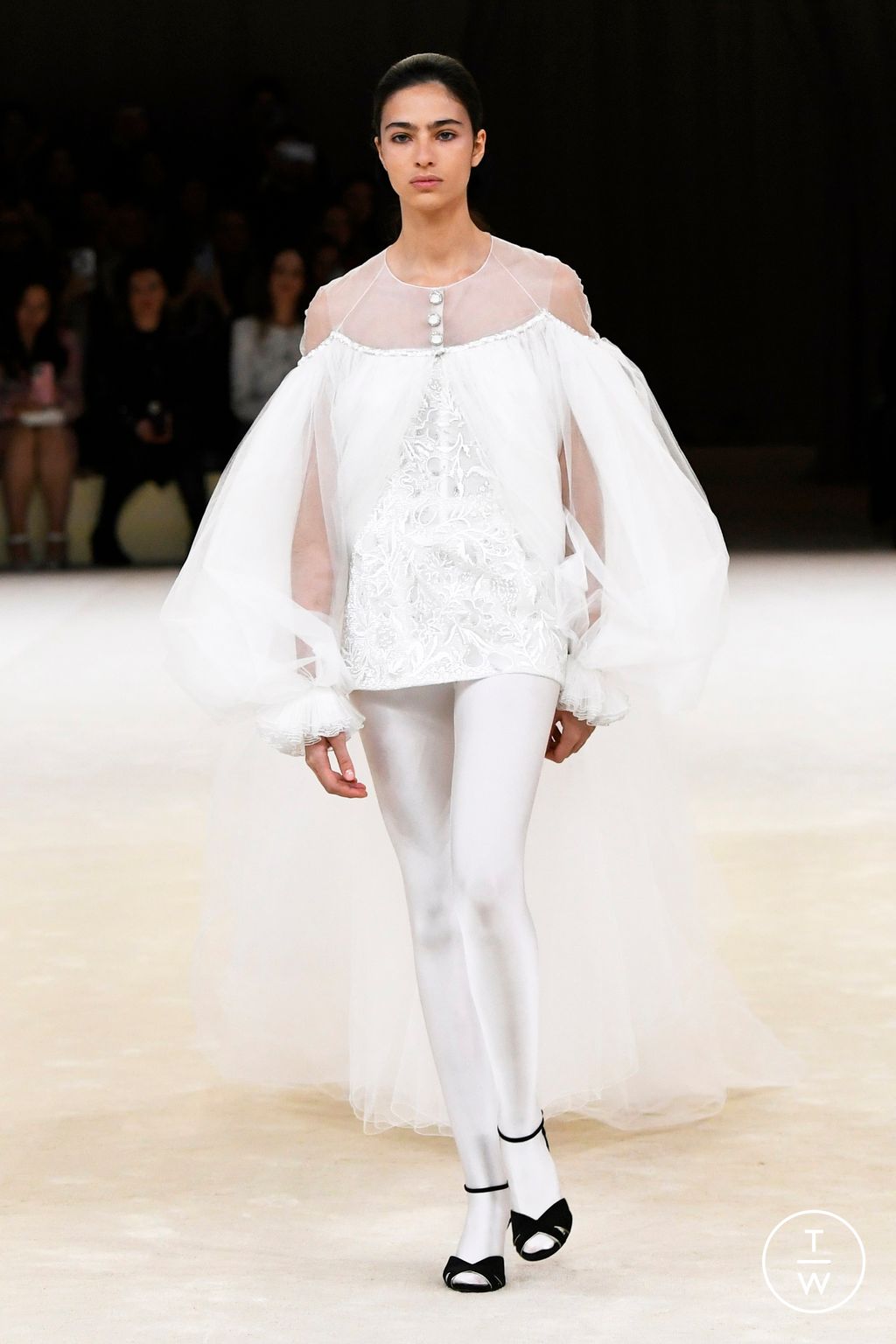 Fashion Week Paris Spring/Summer 2024 look 56 from the Chanel collection couture