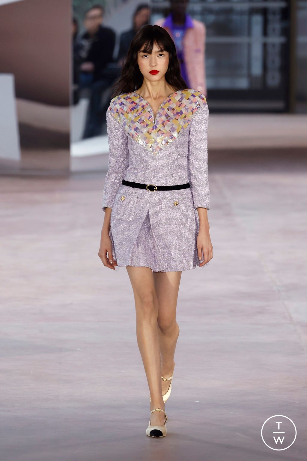 Fashion Week Paris Spring/Summer 2025 look 21 from the Chanel collection couture